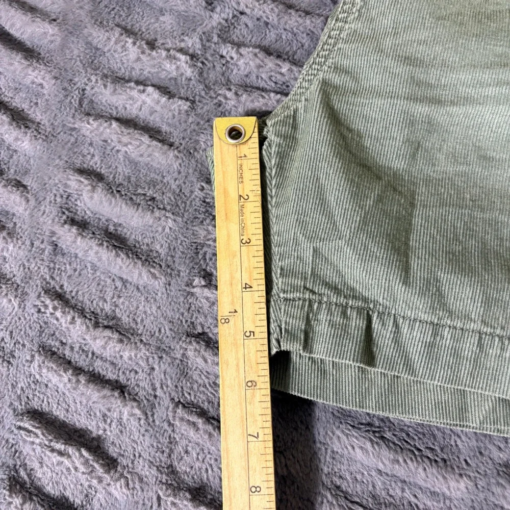 Levis XX Chino Easy Short Mens XXL Sage Green Corduroy Elastic Waist A7366-0031